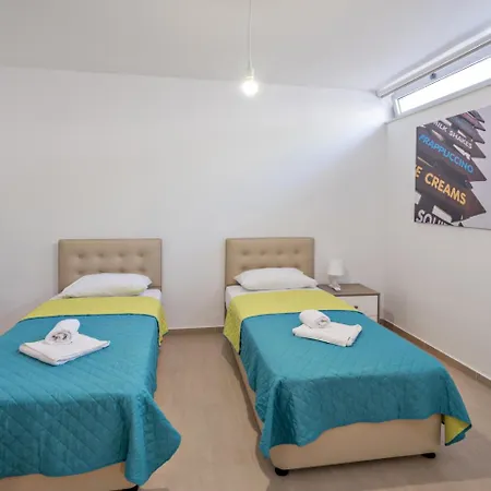 Cyprus In The Sun Adelais Sea View Villas 2 Gold